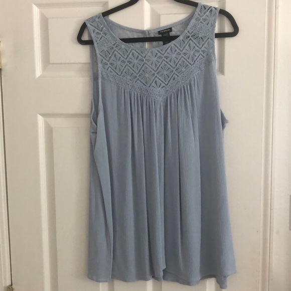 torrid Tops - Blue sleeveless blouse with design torrid Tops - Blue sleeveless blouse with design